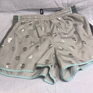 Skull shorts